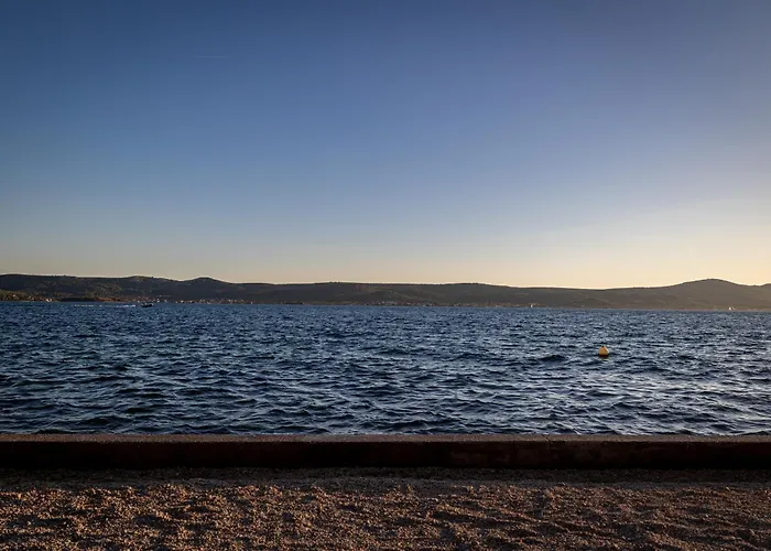 Janika - Direkt Am Sveti Petar (Zadar)